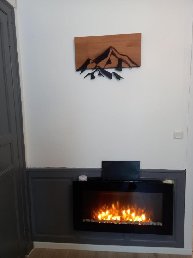 Appartement Rue De La Cascade 64440 오-본느 외부 사진